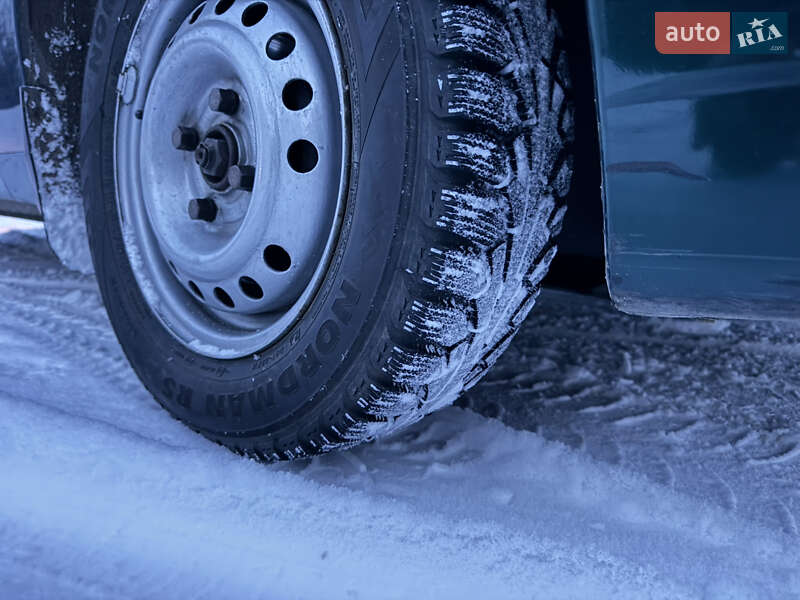 Седан Daewoo Lanos 2003 в Городище