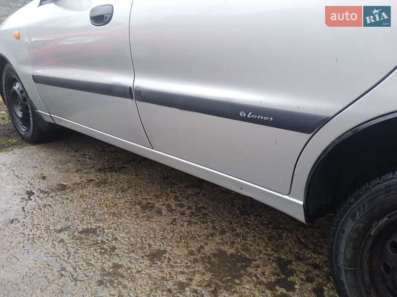 Седан Daewoo Lanos 2003 в Прилуках