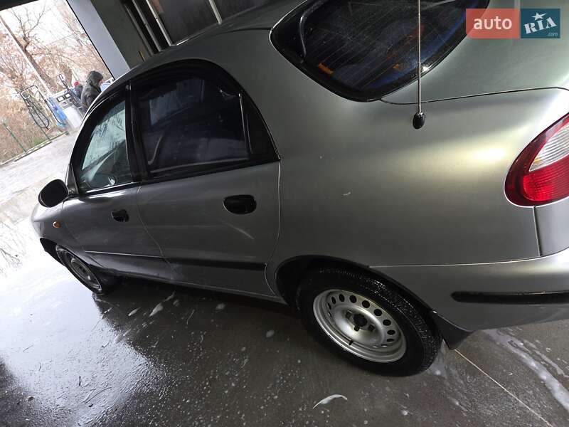 Седан Daewoo Lanos 1998 в Одессе
