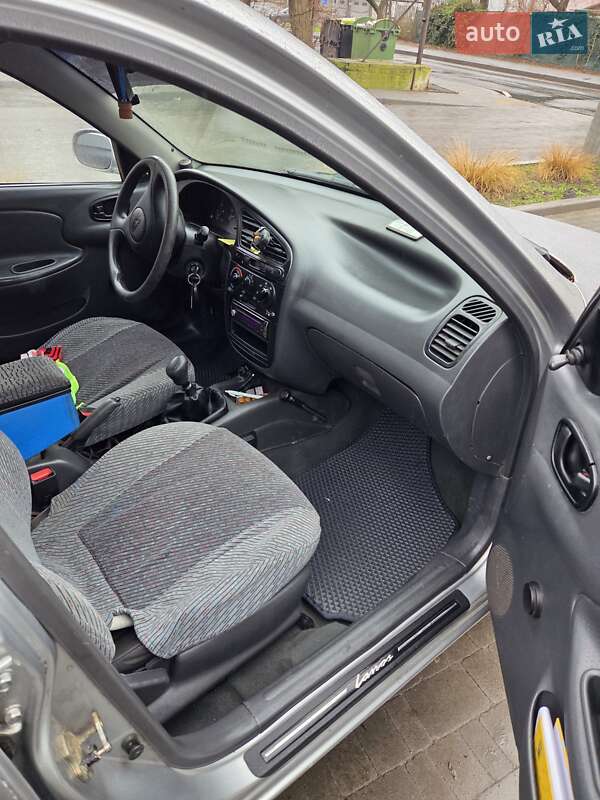 Седан Daewoo Lanos 1998 в Одессе