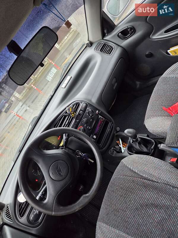 Седан Daewoo Lanos 1998 в Одессе