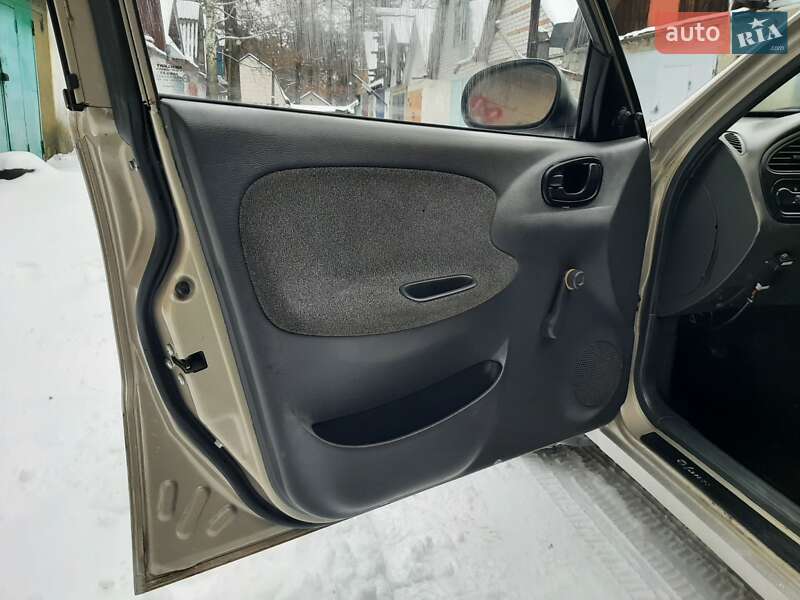 Седан Daewoo Lanos 2007 в Житомире