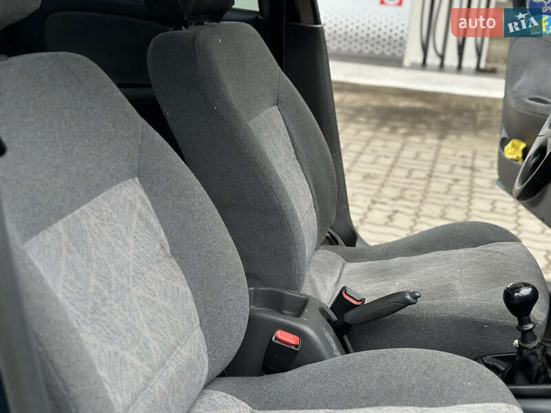 Седан Daewoo Lanos 2004 в Трускавце