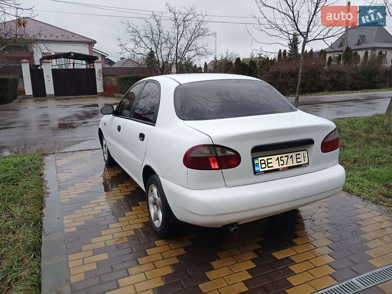 Седан Daewoo Lanos 2008 в Николаеве