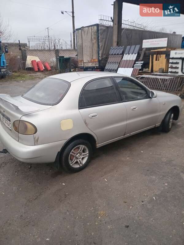 Седан Daewoo Lanos 2005 в Горишних Плавнях
