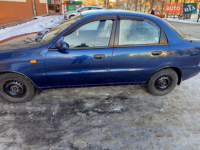 Седан Daewoo Lanos 1998 в Запорожье