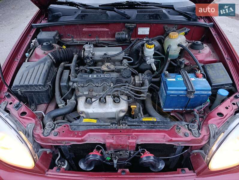 Седан Daewoo Lanos 2007 в Новониколаевке