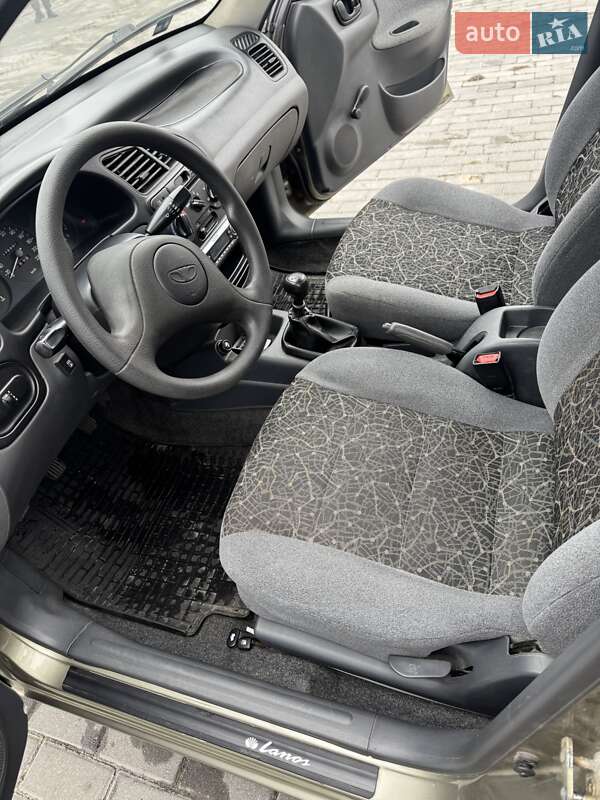 Седан Daewoo Lanos 2005 в Запорожье