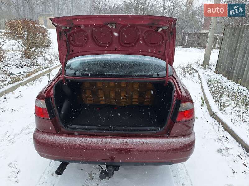 Седан Daewoo Lanos 1998 в Харькове