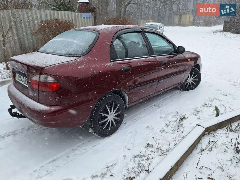 Седан Daewoo Lanos 1998 в Харькове