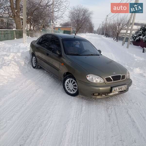 Седан Daewoo Lanos 2004 в Попельне