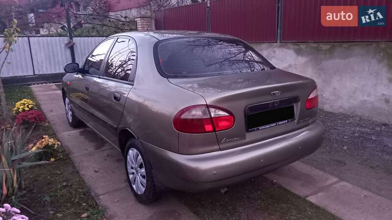 Седан Daewoo Lanos 2005 в Чорткове