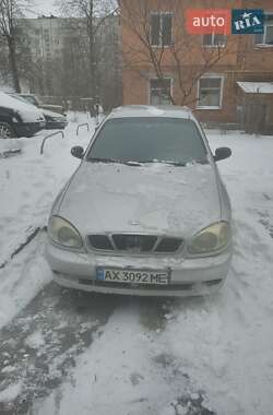Седан Daewoo Lanos 2002 в Харькове