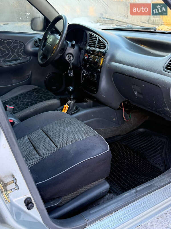 Седан Daewoo Lanos 2003 в Золотоноше