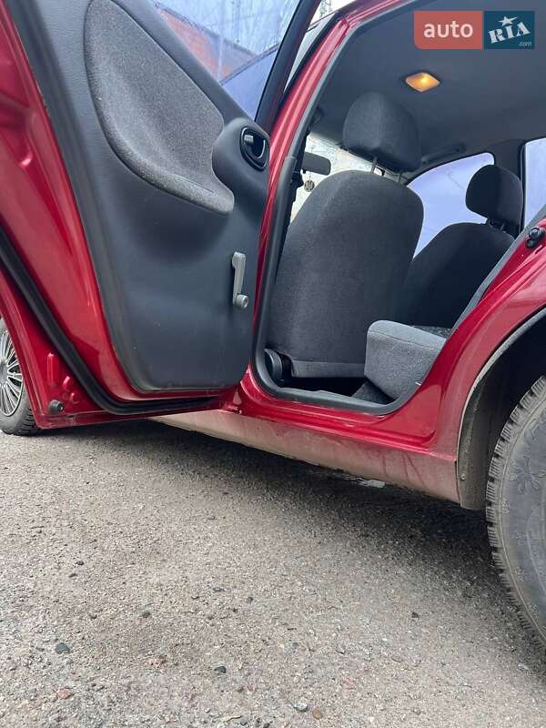 Седан Daewoo Lanos 2005 в Полтаве