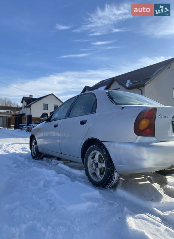 Седан Daewoo Lanos 2005 в Львове