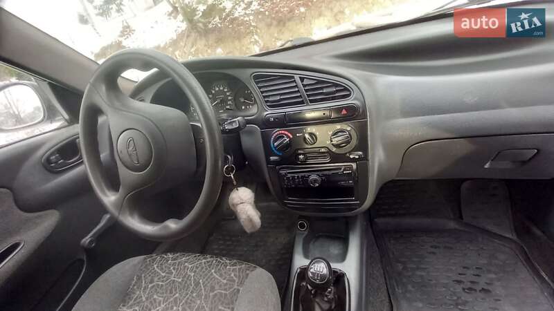 Седан Daewoo Lanos 2007 в Косове