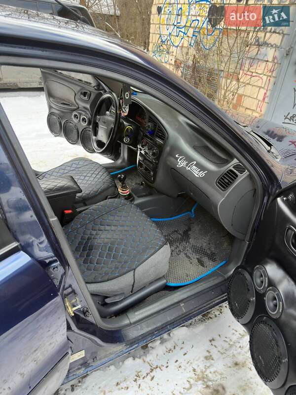 Седан Daewoo Lanos 2004 в Черновцах