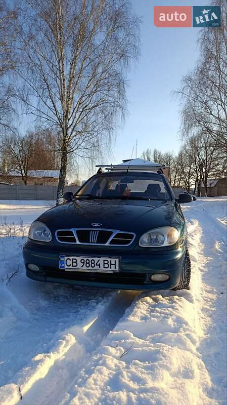 Седан Daewoo Lanos 2004 в Сновську