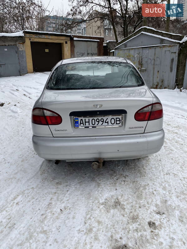 Седан Daewoo Lanos 2003 в Днепре