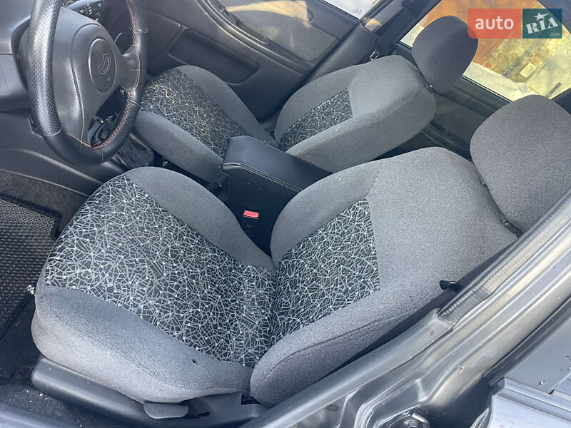 Седан Daewoo Lanos 2012 в Запорожье