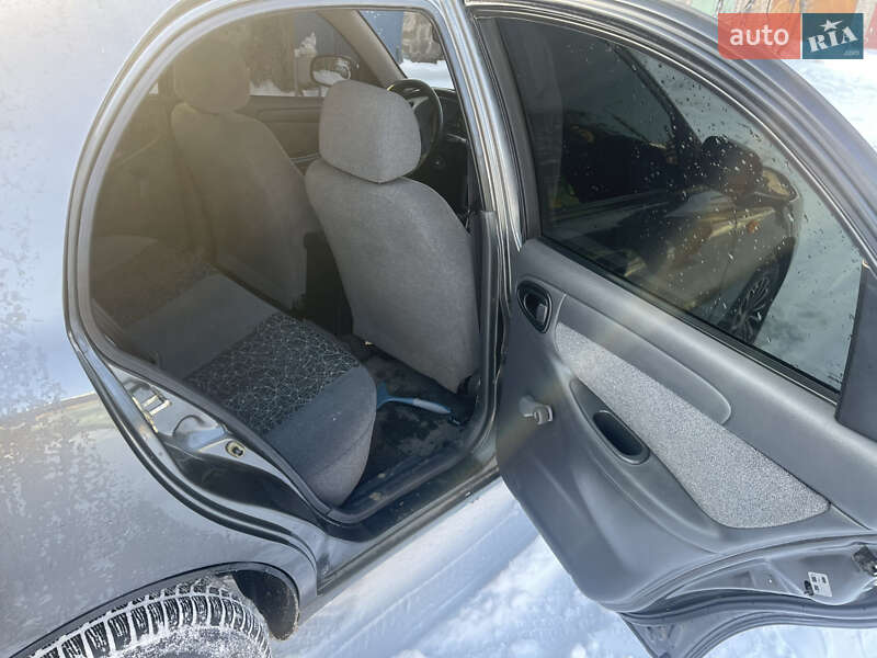 Седан Daewoo Lanos 2012 в Запорожье