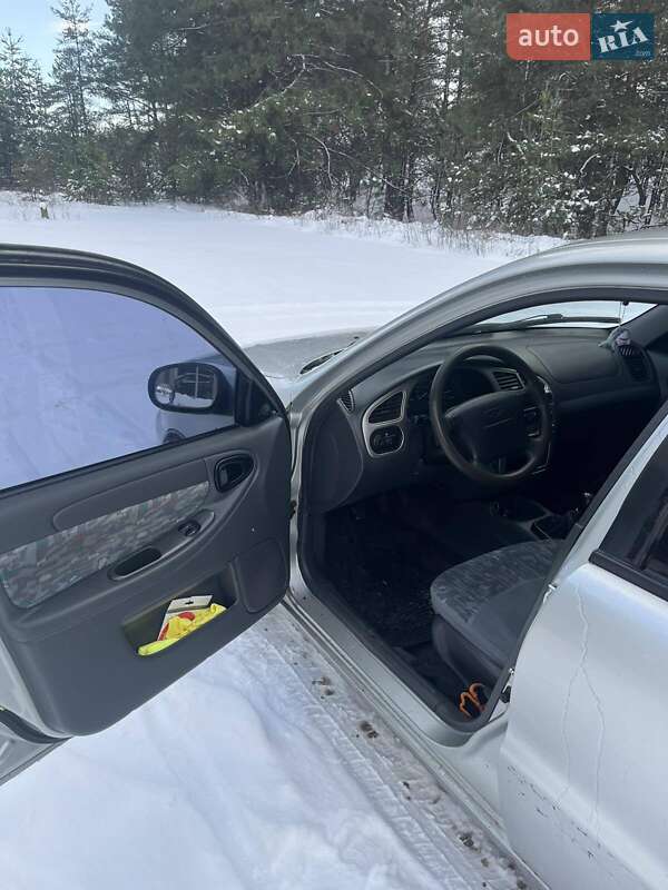 Седан Daewoo Lanos 2003 в Горишних Плавнях