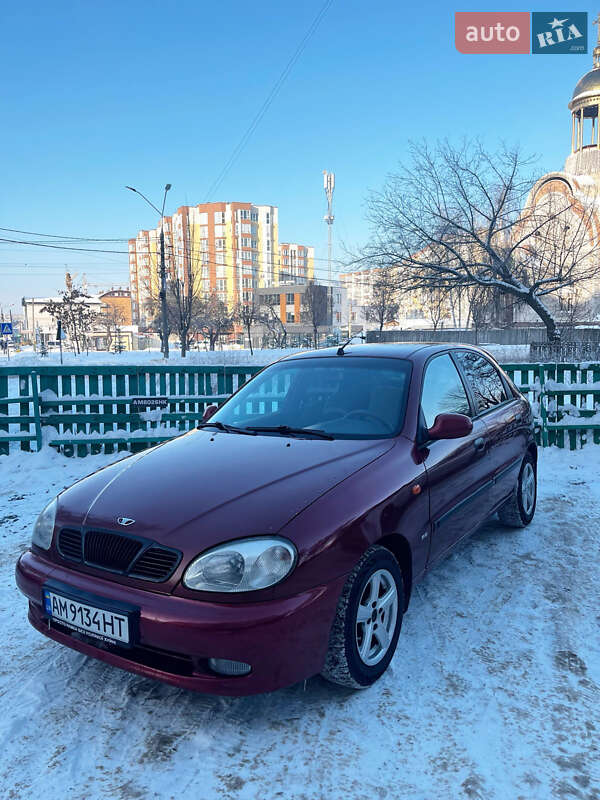 Хэтчбек Daewoo Lanos 2003 в Житомире