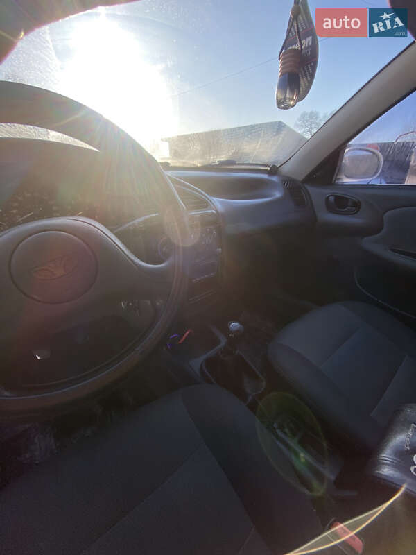 Седан Daewoo Lanos 2008 в Березане