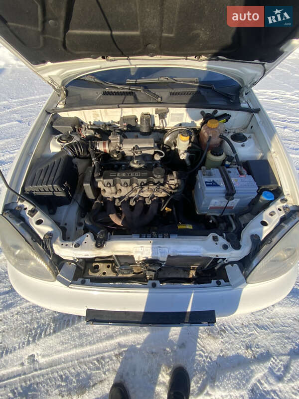 Седан Daewoo Lanos 2008 в Березане