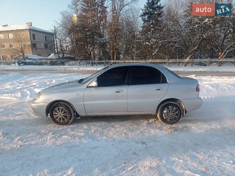 Седан Daewoo Lanos 2003 в Теребовле