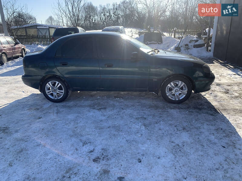Седан Daewoo Lanos 2006 в Добротворе