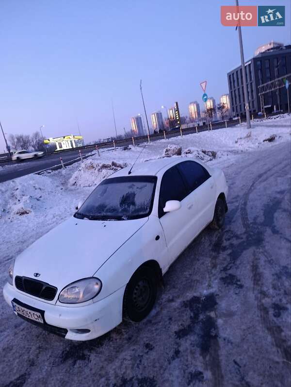 Седан Daewoo Lanos 2004 в Києві