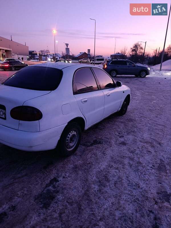 Седан Daewoo Lanos 2004 в Києві