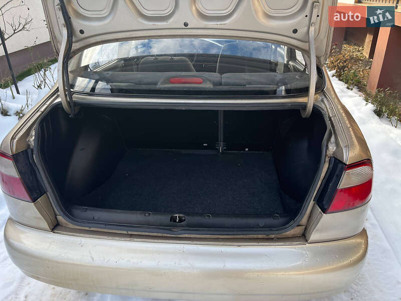 Седан Daewoo Lanos 2008 в Виноградові