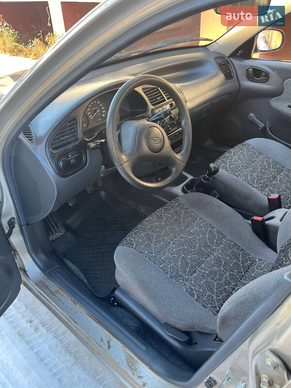 Седан Daewoo Lanos 2008 в Виноградові