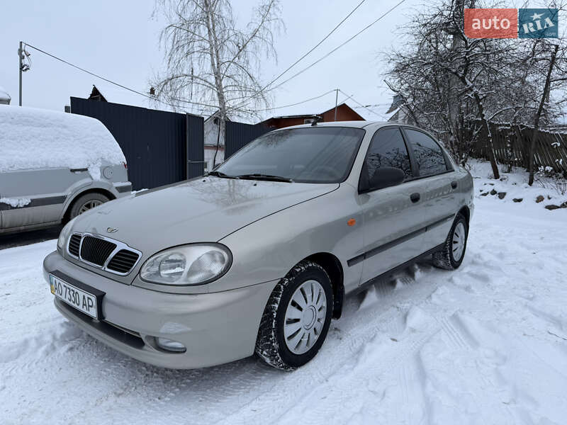 Седан Daewoo Lanos 2009 в Умани