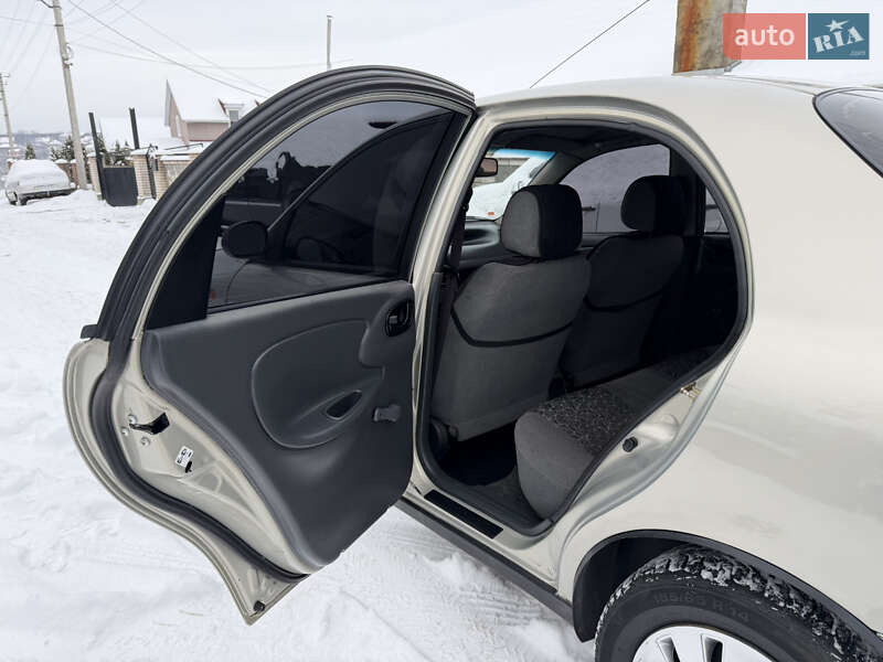 Седан Daewoo Lanos 2009 в Умани