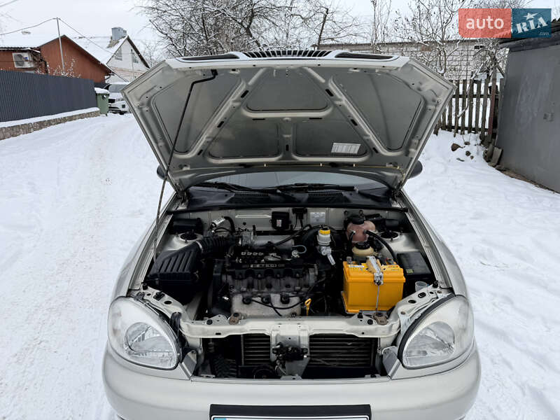 Седан Daewoo Lanos 2009 в Умани