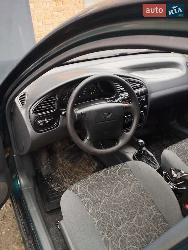 Седан Daewoo Lanos 2004 в Липовой Долине