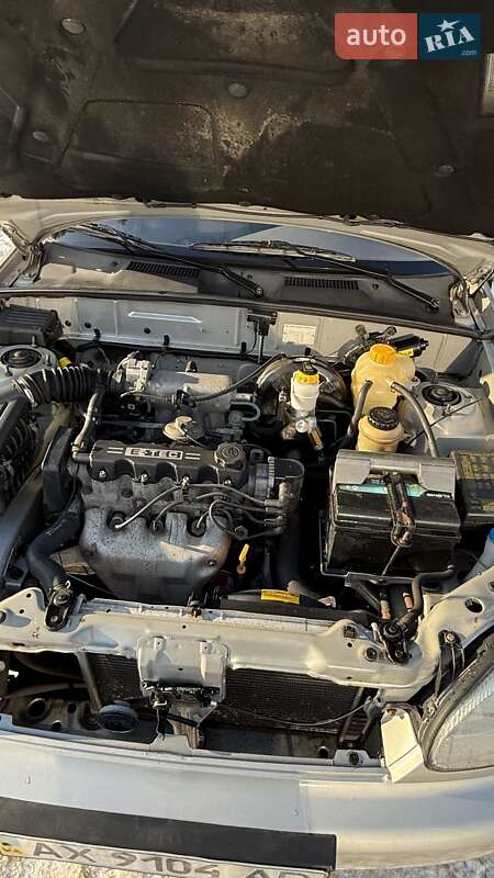 Седан Daewoo Lanos 2006 в Киеве