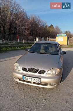 Седан Daewoo Lanos 2003 в Знаменке