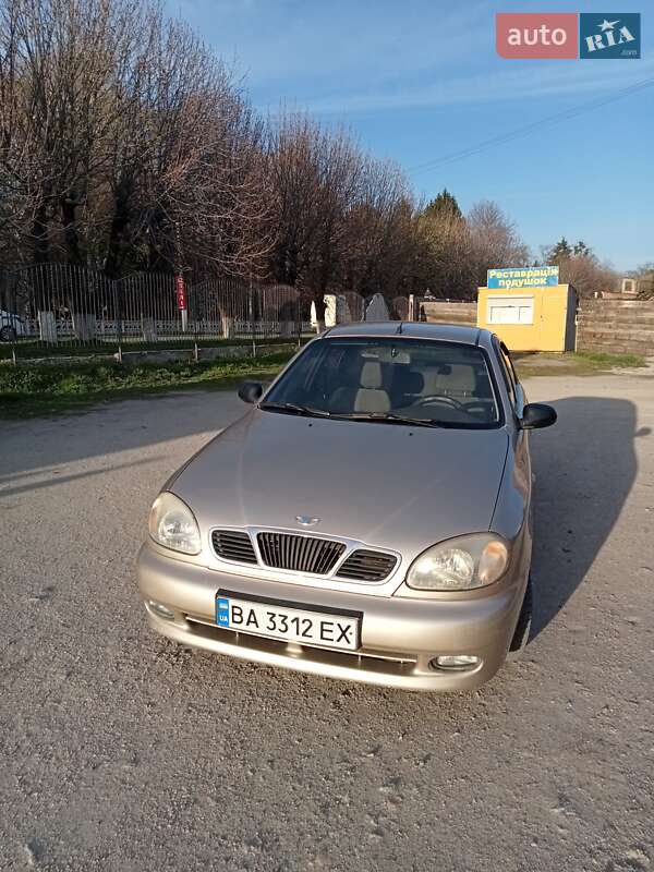 Daewoo Lanos 2003