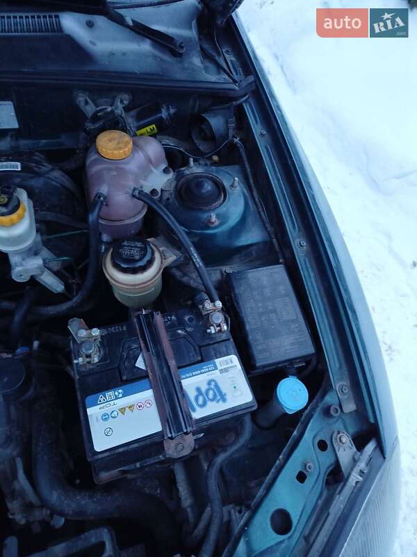 Седан Daewoo Lanos 2005 в Ровно