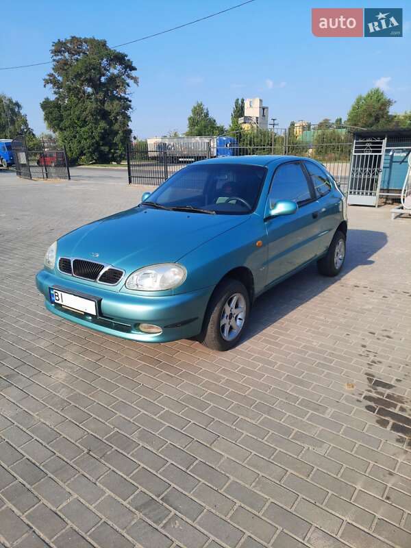 Хетчбек Daewoo Lanos 1998 в Кременчуці