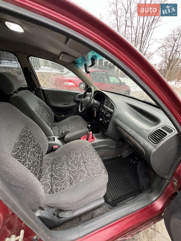 Седан Daewoo Lanos 2006 в Львове