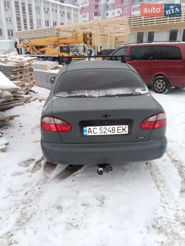Седан Daewoo Lanos 2004 в Луцьку