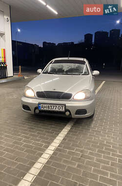 Хетчбек Daewoo Lanos 2003 в Дніпрі