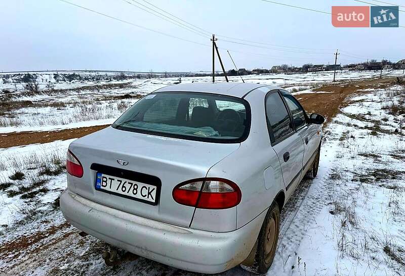 Седан Daewoo Lanos 2003 в Херсоне