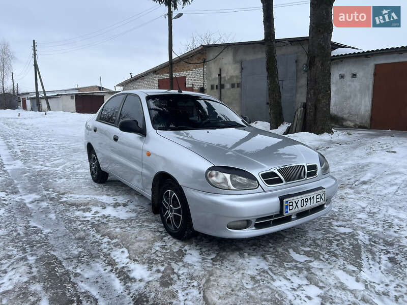 Седан Daewoo Lanos 2003 в Изяславе